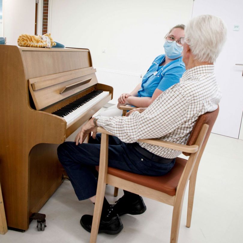 Ienhoarnstate Muziek LR